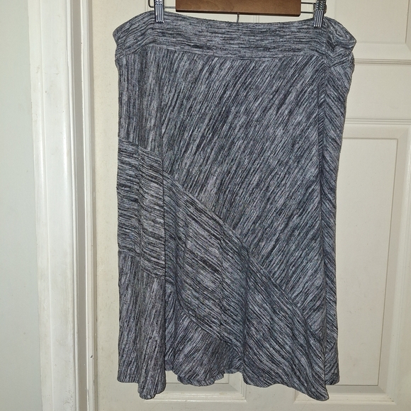 Avenue Dresses & Skirts - Avenue Gray Asymmetrical A-Line Skirt for Casual Wear